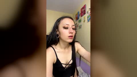 Little Queen Lia  online show from January 11, 4:56 pm