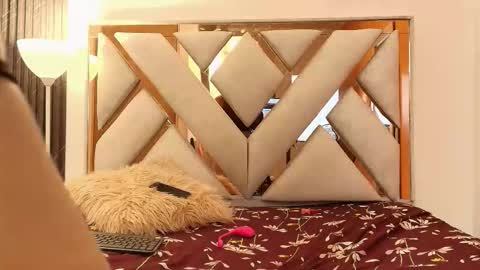 lia_roseh online show from January 18, 8:16 pm