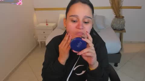 Lia  online show from February 3, 2:21 am