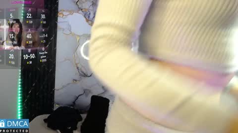 lia summer1 online show from February 8, 12:17 pm