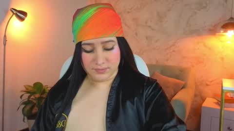 Lia Cox online show from February 24, 3:38 am