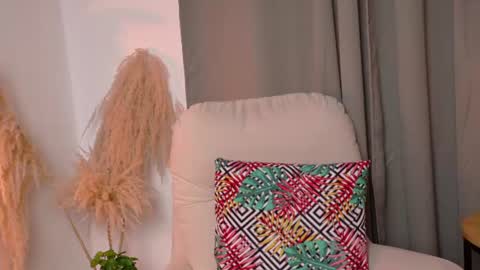 LiaFox b online show from June 21, 3:32 am