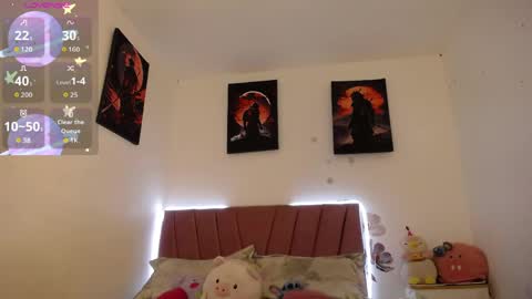 liahdiaz_ online show from June 3, 1:34 pm