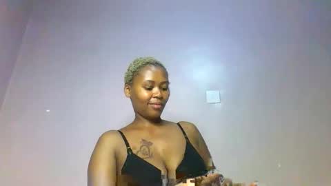 liajupiter00 online show from April 19, 8:44 pm