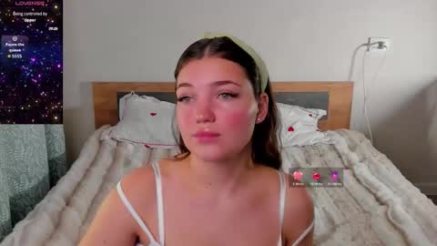 liana_8 online show from November 11, 5:32 pm