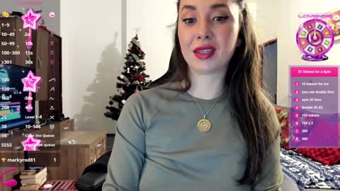 LiaQuinn online show from February 4, 4:08 pm