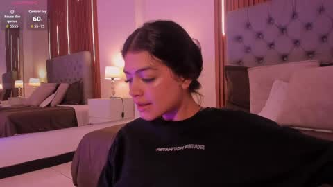 liasalvatore online show from April 15, 7:58 pm