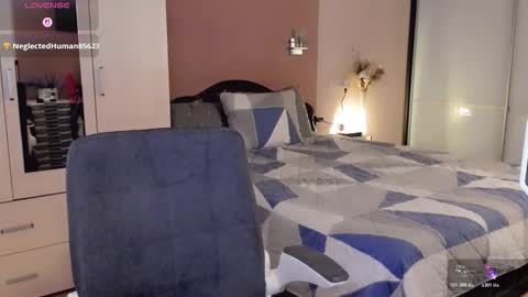 Libby online show from November 30, 11:47 am