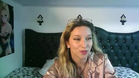 licethf00x online show from September 19, 10:31 pm