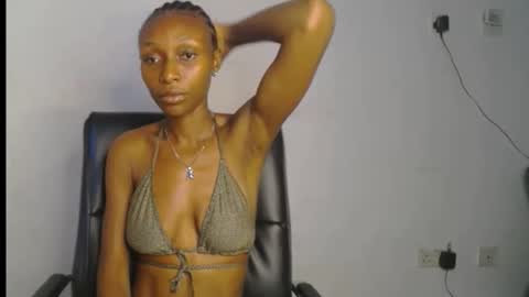 Juicy pinkpussy online show from January 9, 9:46 am