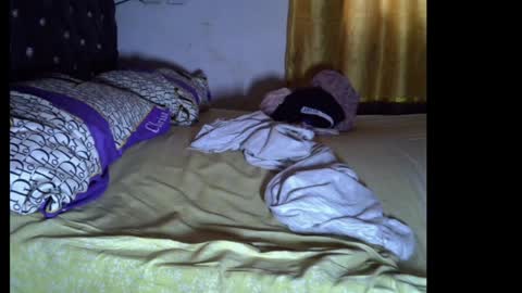 lickmefuckmex online show from April 9, 8:42 am