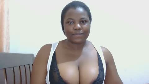 Lily online show from November 22, 1:14 pm