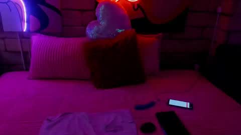 LIILY online show from January 14, 8:37 pm