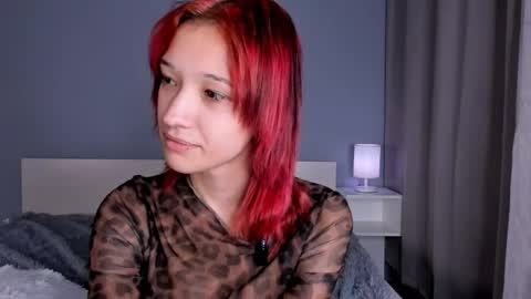 Emi online show from September 14, 4:16 pm