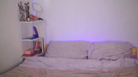 lil_chery online show from October 27, 8:10 am