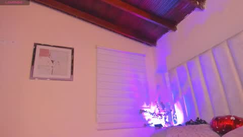 Snapshot of lil_hanna18 chatting on February 20, 11:42 am Hanna online show from February 20, 11:42 am