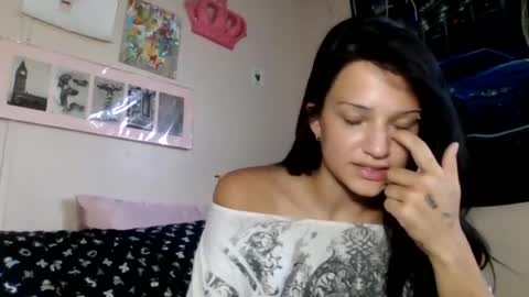 lil_luluvert online show from July 18, 5:37 pm