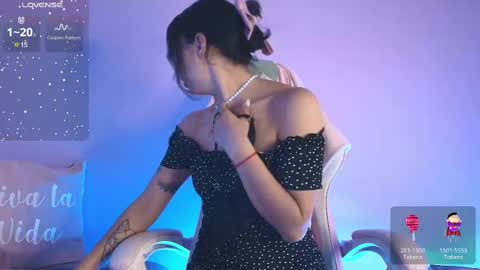 Snapshot of lilassoul_ chatting on February 24, 4:04 am       NEXT TRANSMITION 03 DEC online show from February 24, 4:04 am