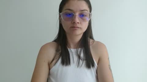 Valeri Villalobos  IG villa lobosvaleri online show from April 3, 3:32 pm