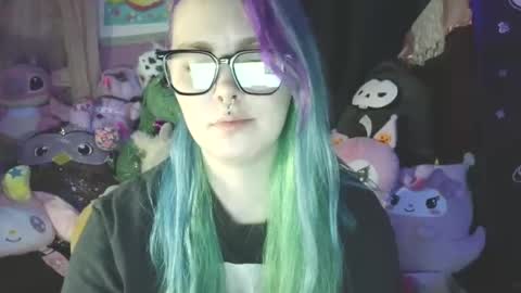 Snapshot of lilemmy1999 chatting on February 20, 12:57 pm emily ryanson online show from February 20, 12:57 pm