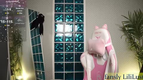 Lili online show from February 1, 12:26 pm