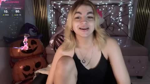 Lili online show from October 23, 4:07 am