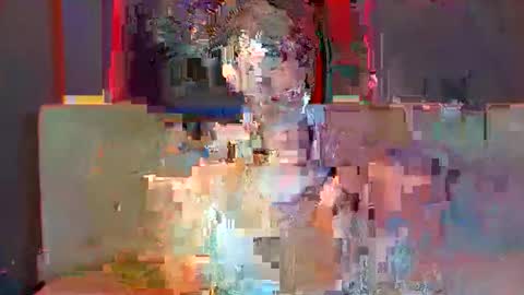 Lili  online show from April 8, 1:13 pm