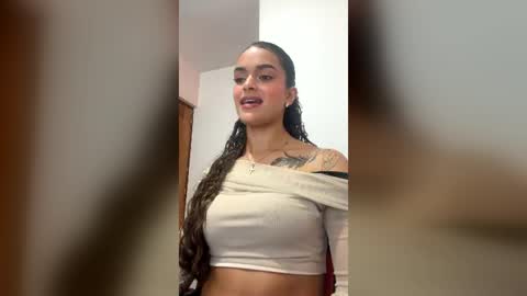 lili_evanss online show from July 2, 10:05 pm