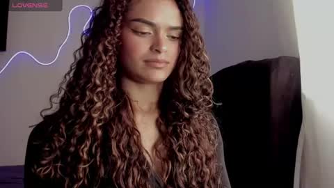 lili_evanss online show from July 16, 6:34 pm