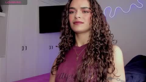 lili_evanss online show from July 28, 3:21 pm