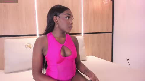 Snapshot of lilian_starfire chatting on March 1, 6:54 pm LILIAN online show from March 1, 6:54 pm