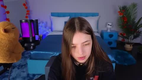 Lili Bakery online show from October 25, 1:46 am