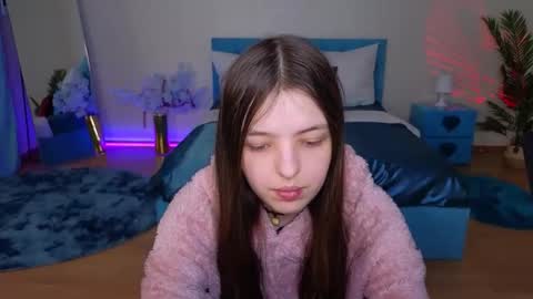 Lili Bakery online show from March 16, 5:44 am