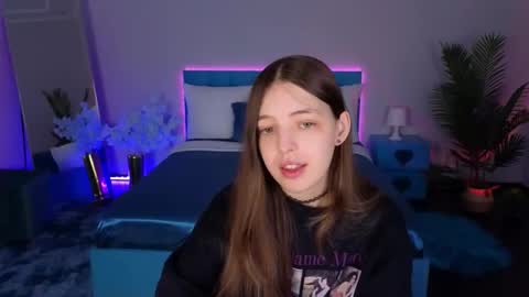 Lili Bakery online show from December 15, 2:06 am