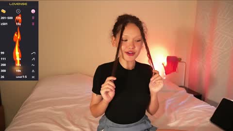 Lilica  online show from September 9, 12:54 am