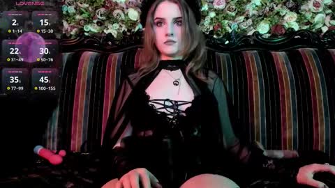 lilit_el_ online show from November 30, 1:59 pm