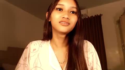 Chloe online show from September 23, 3:15 am