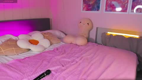 lilit online show from April 15, 11:33 am