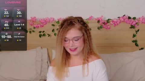 Lilith Bonheur online show from October 30, 9:16 pm