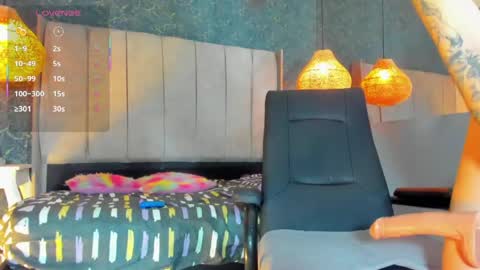 lilith_moonx online show from April 18, 5:26 pm