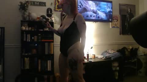 molly online show from April 10, 2:06 am