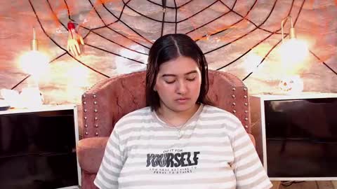 lilithcb_ online show from October 22, 12:37 am