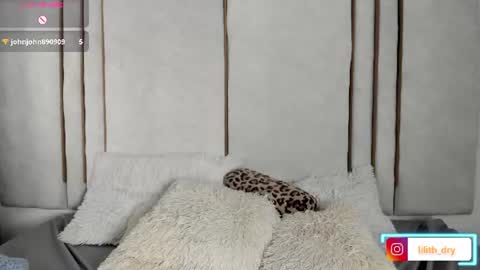 Lilith online show from July 31, 5:08 am