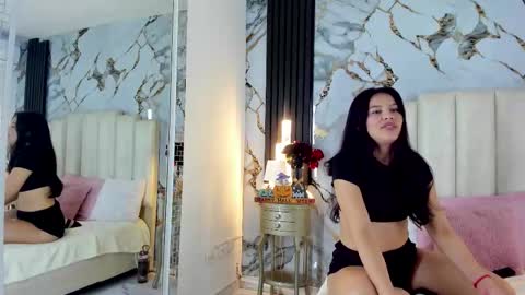 Lilith  online show from October 24, 5:36 am