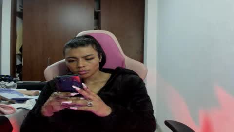 lilithsabeth online show from April 16, 12:22 am