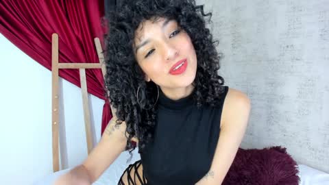 Snapshot of lilithsteinberg chatting on January 31, 6:47 pm jessi 3 online show from January 31, 6:47 pm