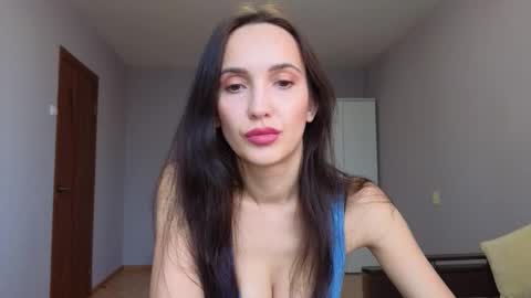 Lillian online show from February 2, 10:47 am