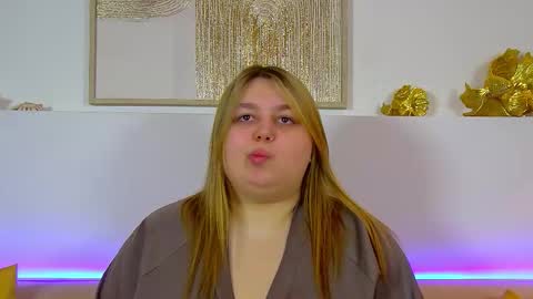 LillianHaig online show from February 2, 6:29 pm