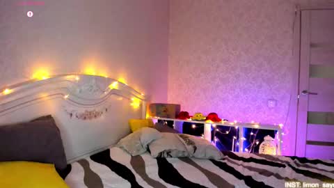 LilliMoore online show from February 16, 11:04 pm