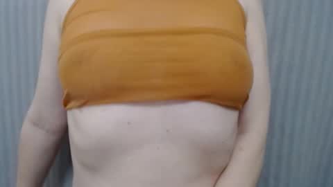 Snapshot of lillkit chatting on December 13, 11:39 pm Lilu online show from December 13, 11:39 pm